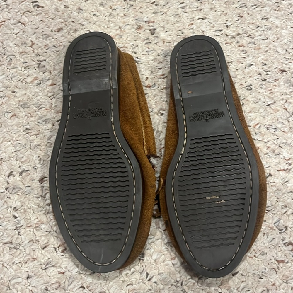 Minnetonka leather moccasin - Picture 2 of 2